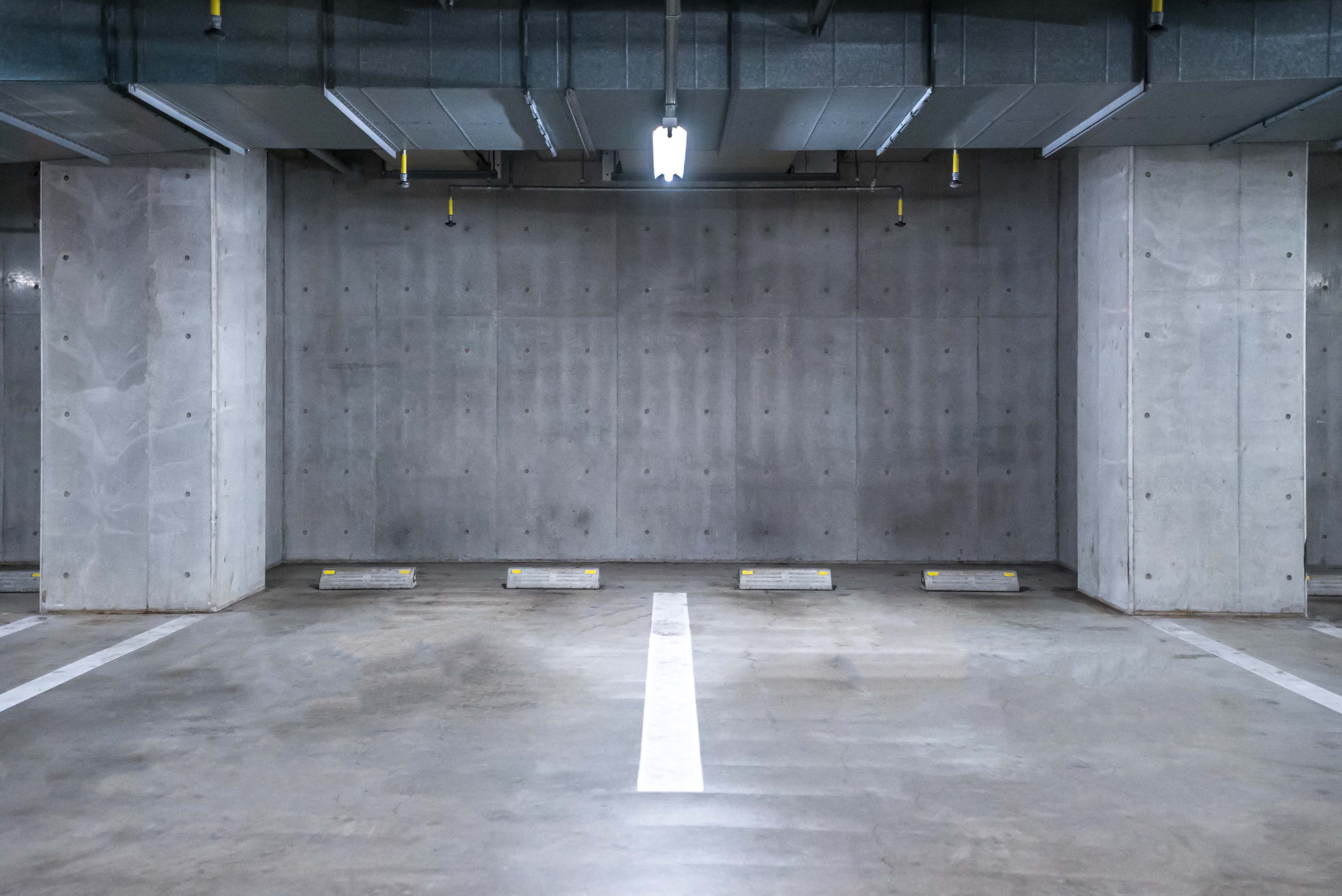 ? 鴻圖工業大廈 G樓貨車位 Hung To Industrial Building